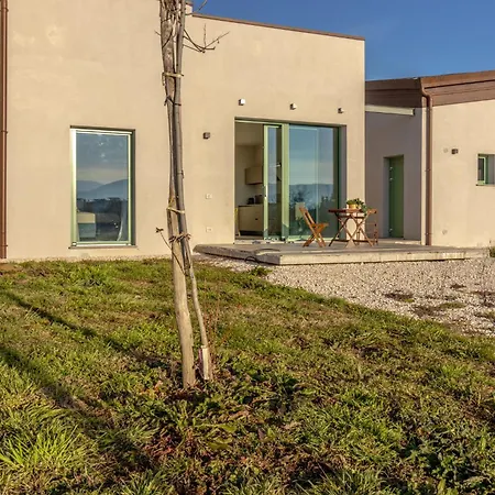 Nicolo E Gli Alberi - Villino E * Rieti
